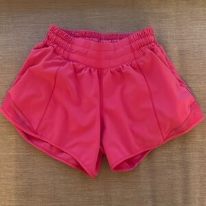 LULU LEMON
shorts hottie hots